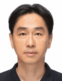 원용욱 사진